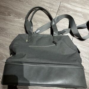 Beis Convertable Weekender Bag - Luggage
